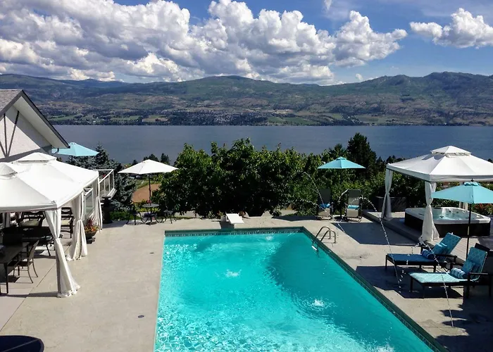 A Le Chateau Du Lac West Kelowna
